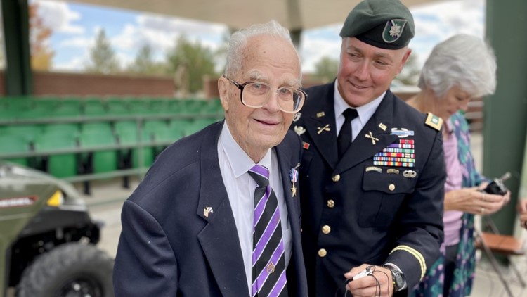 107-year-old WWII veteran honored with Silver Star