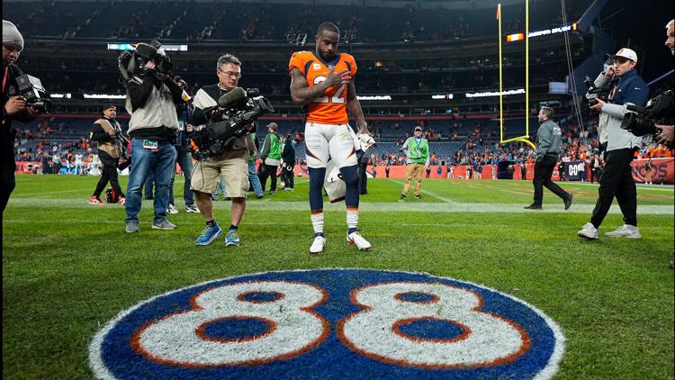 Broncos honor Demaryius Thomas with 38-10 rout of the Lions