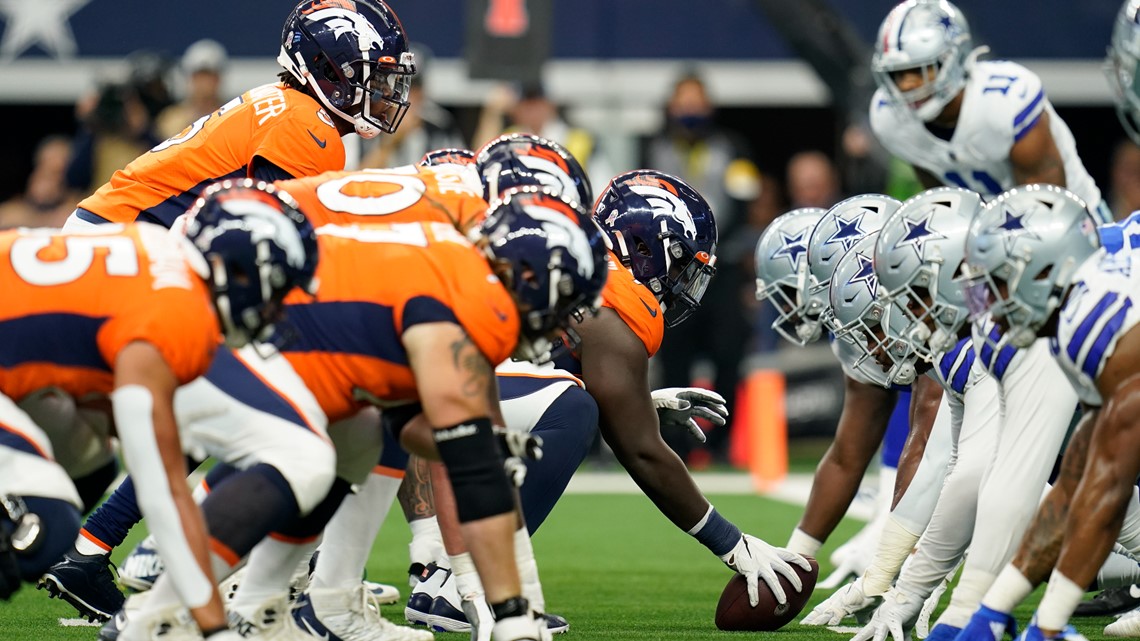 Denver Broncos wide receiver Tim Patrick (81) against the Philadelphia  Eagles during the first half of an NFL football game, Sunday, Nov. 14, 2021,  in Denver. (AP Photo/David Zalubowski Stock Photo - Alamy