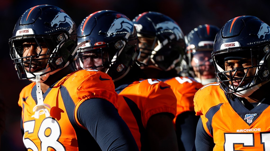 Broncos hang on to beat Raiders, 16-15