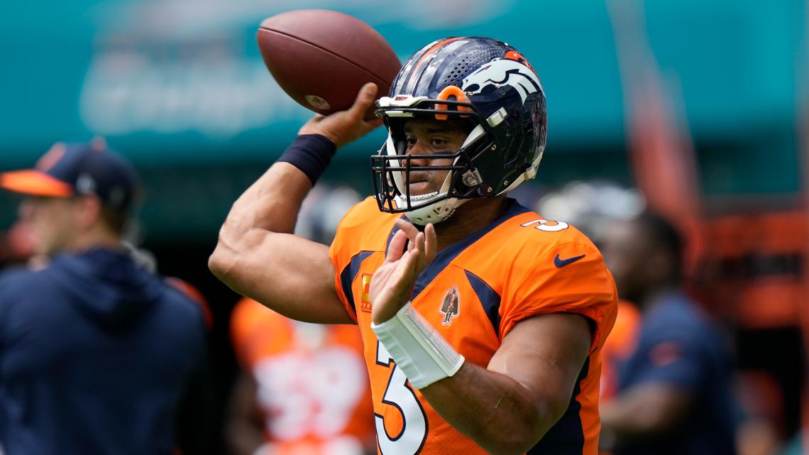 Denver's defense keeps Broncos afloat as Wilson settles in