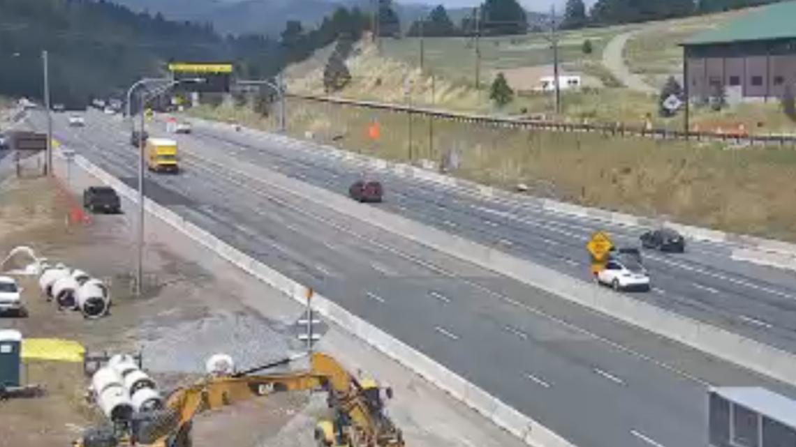 I-70 shut down west of Denver due to loose rock - Vimarsana News