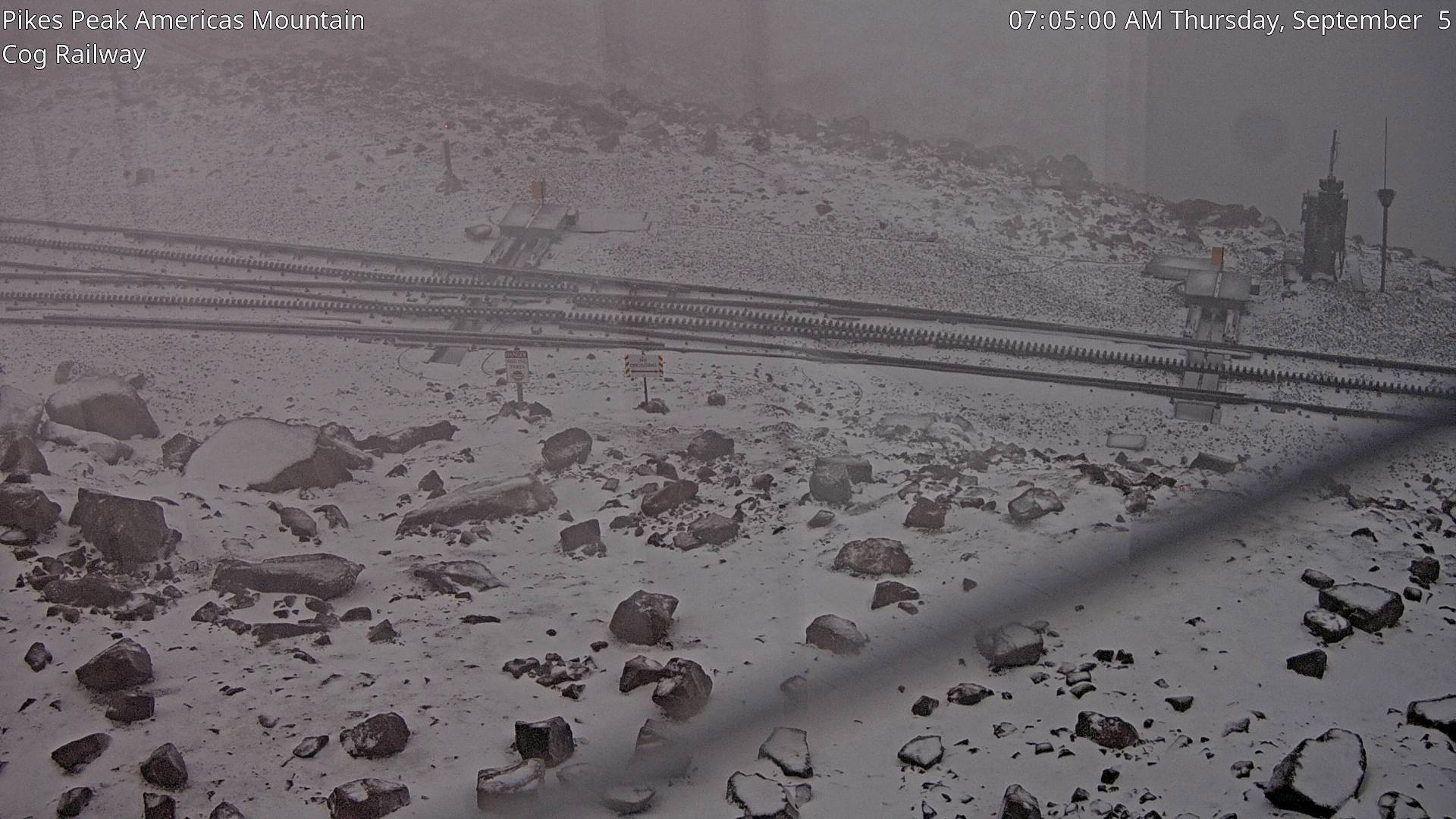 First snow of the season falls on Colorado mountain peaks | 9news.com