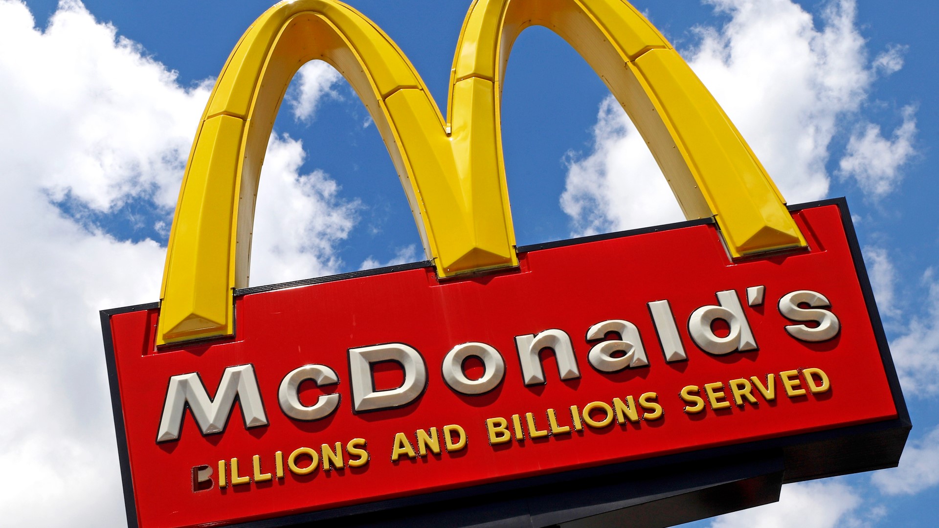 McFlurry lovers to the front of the line: McDonald’s is dropping a new flavor.