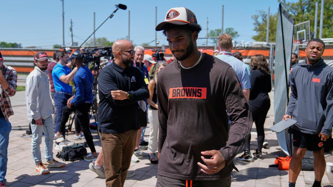 Cleveland Browns Rookie QB Shedeur Sanders Faces Intense Competition Amid Draft Drop