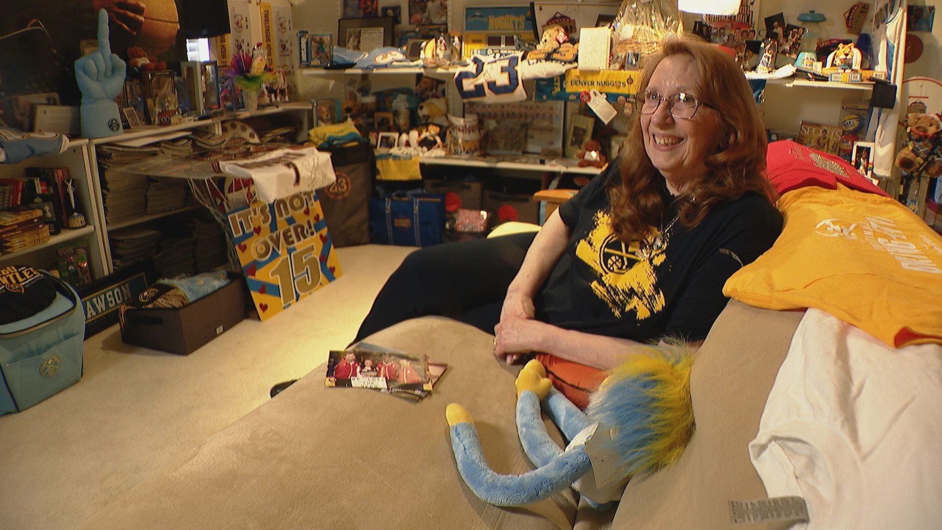 'Nuggets mom' Vicki Ray roots on team championship title