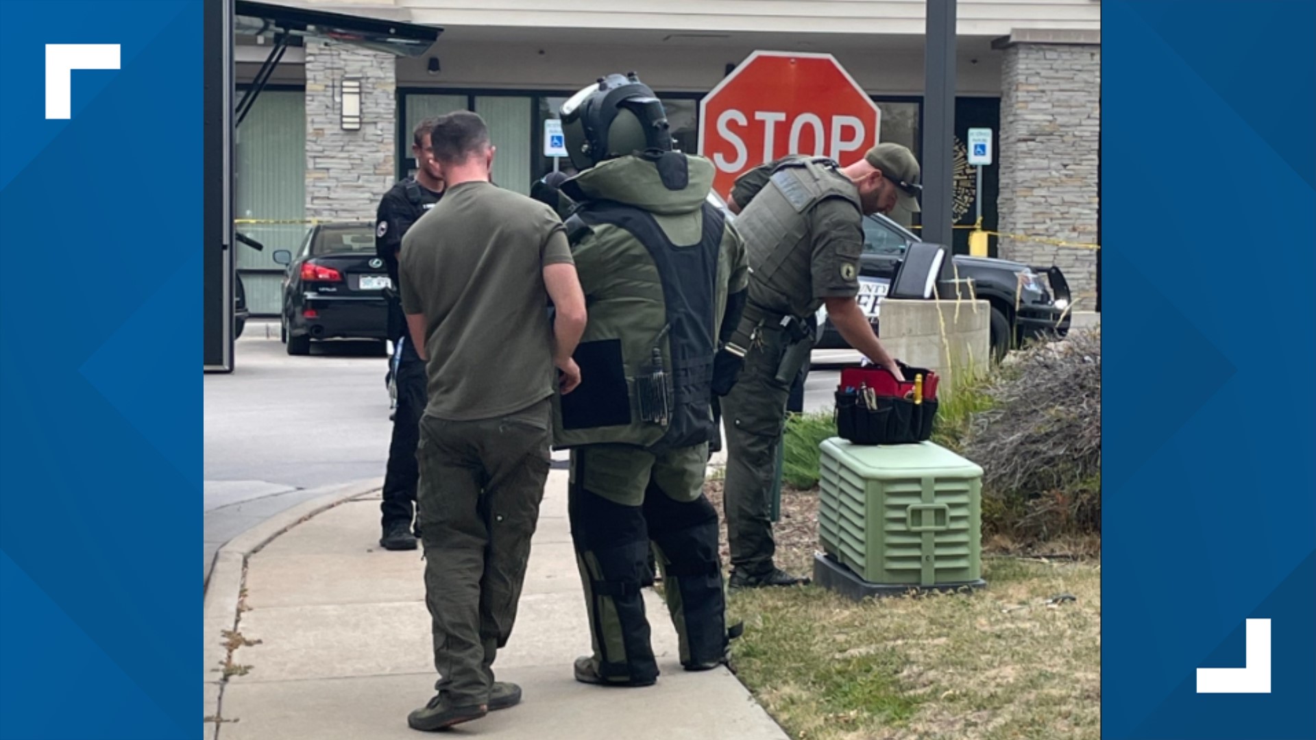 Police disable pipe bomb at Littleton grocery store