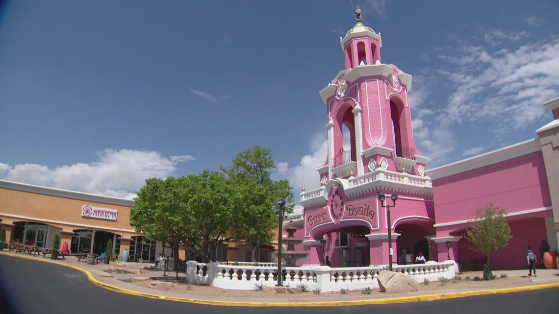 Casa Bonita Performers Strike Over Fair Contract Dispute in Denver