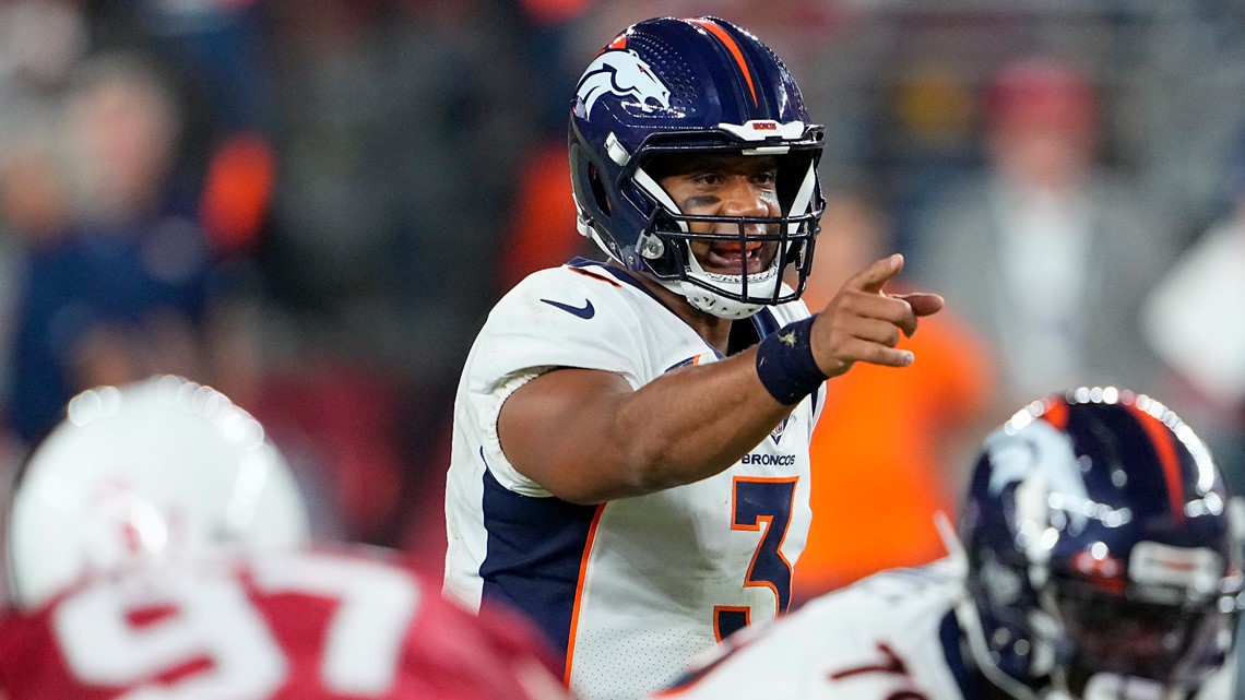 Denver Broncos cornerback Ja'Quan McMillian (35) in the first half of an  NFL preseason football game Saturday, Aug. 26, 2023, in Denver. (AP  Photo/David Zalubowski Stock Photo - Alamy