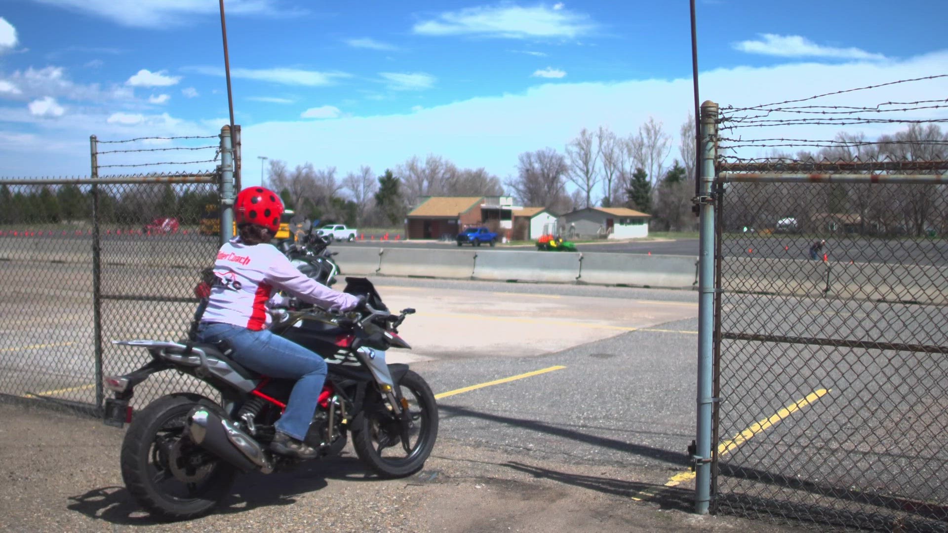 Lane filtering is now legalized in Colorado, but there's a few caveats. For one, motorcyclists cannot pass cars at speeds faster than 15 miles per hour.