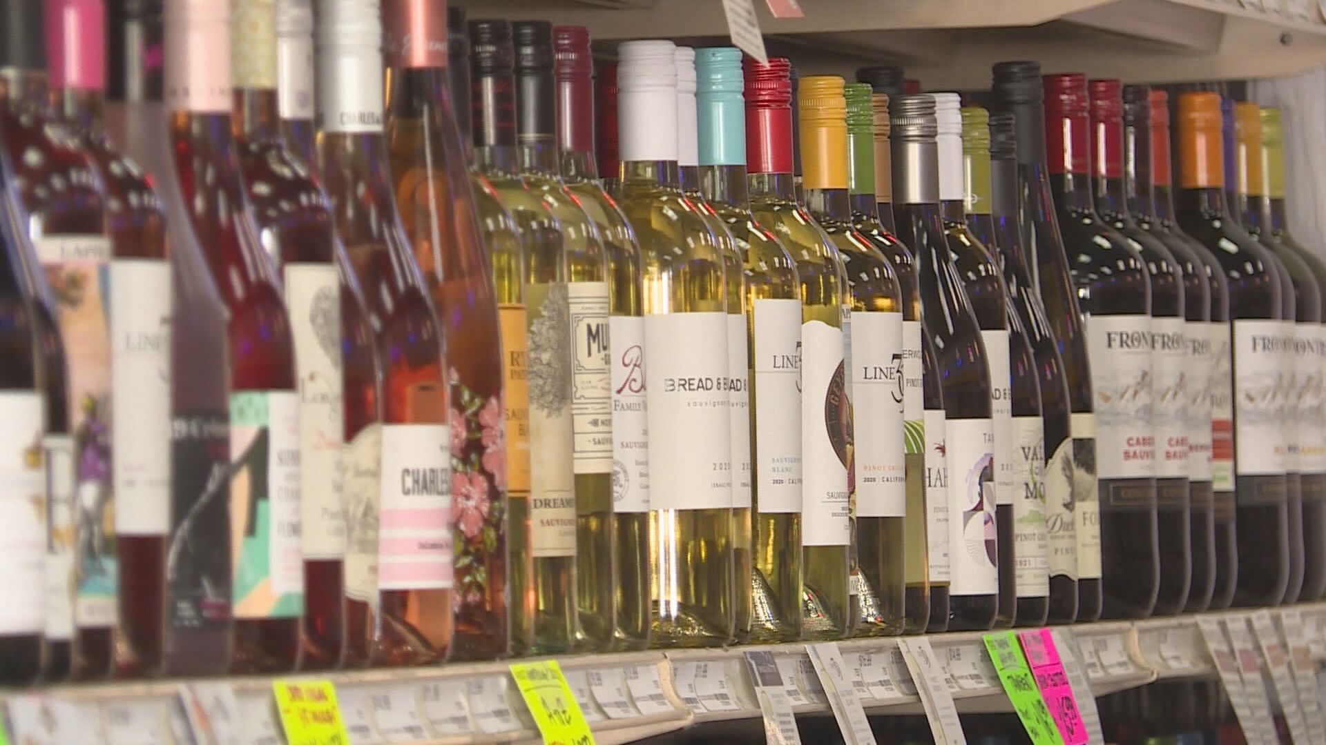 Coloradans can now buy wine in grocery and convenience stores | 9news.com