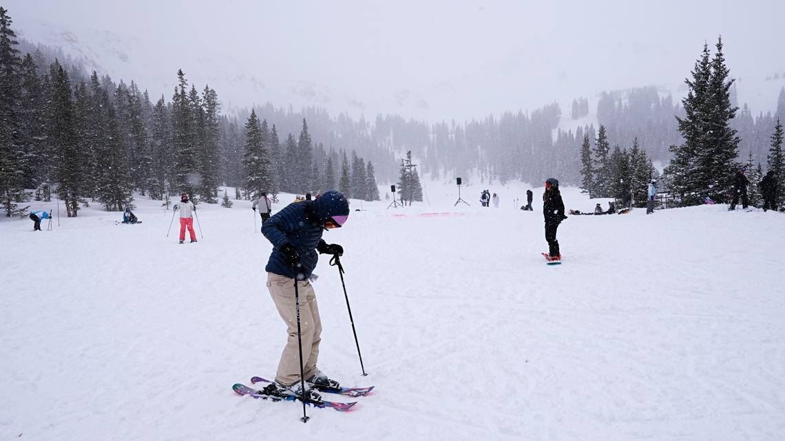 Colorado ski area will not raise price of its season pass