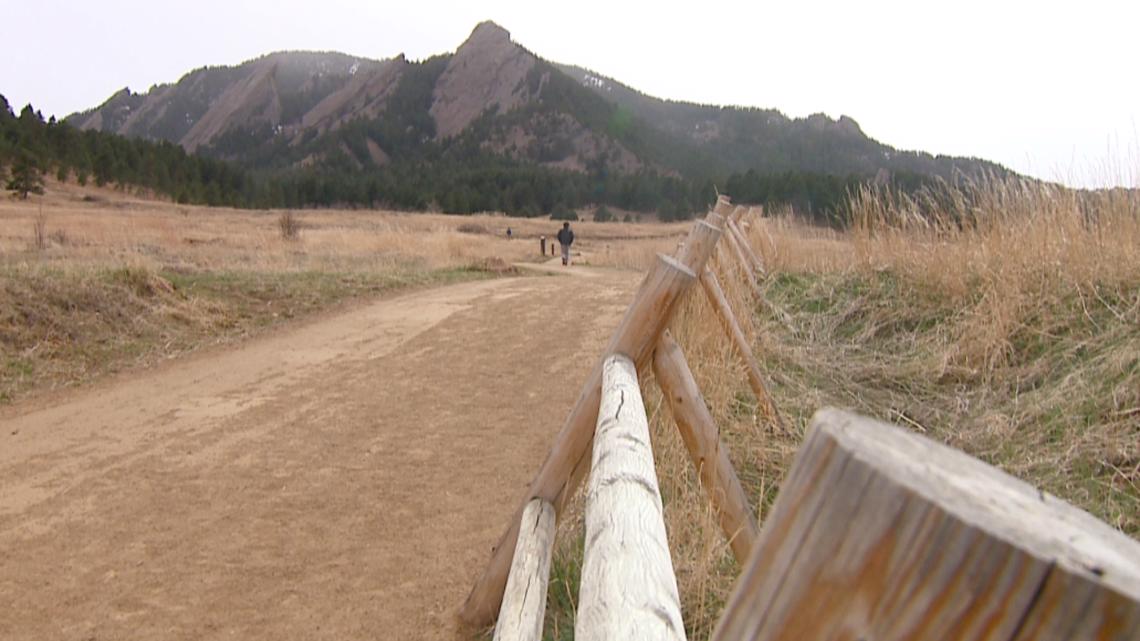 Strong winds bring back trauma in Boulder - Vimarsana News