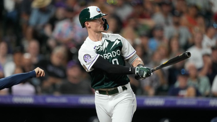 Doyle's 3-run triple, Blackmon's three RBIs lead Rockies to 8-7