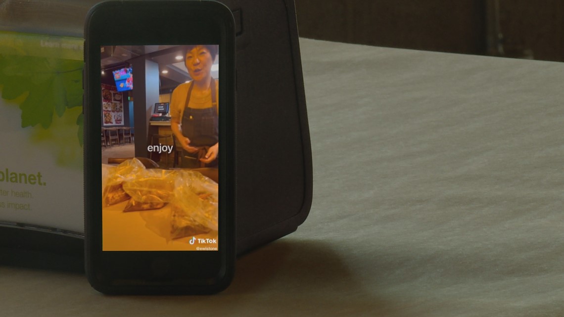 Clawful: TikTok video revives Lakewood, Colorado restaurant - Vimarsana News
