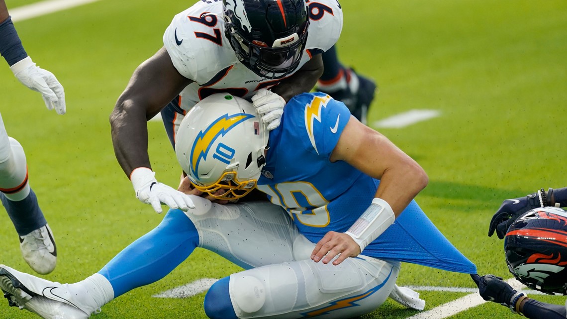 Chargers Recap: Defense blows 21-point lead to Broncos, lose 31-30