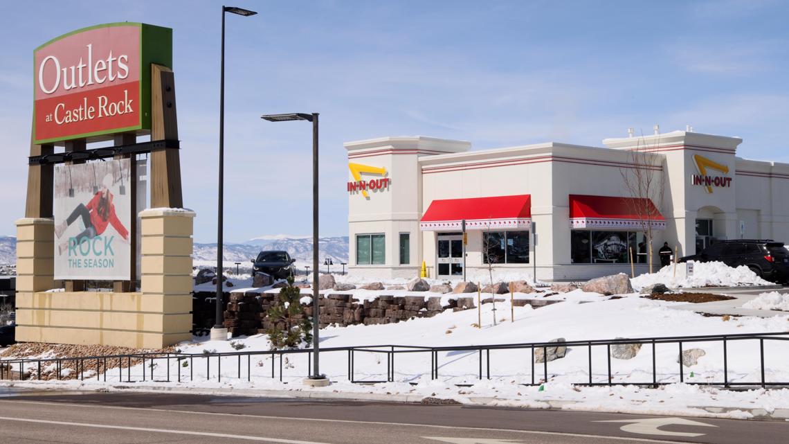 In N Out Burger Opens 7th Colorado Restaurant New In Castle Rock 9828