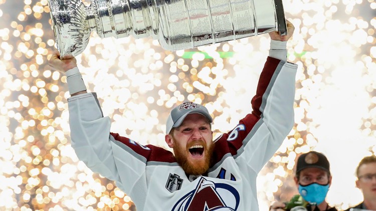 PHOTOS: Avalanche win Stanley Cup
