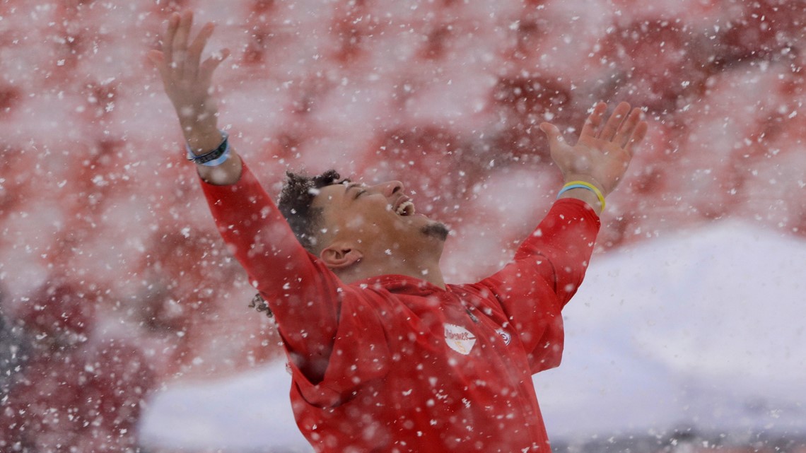 Could snow slow down Patrick Mahomes and Chiefs on Sunday in Denver?