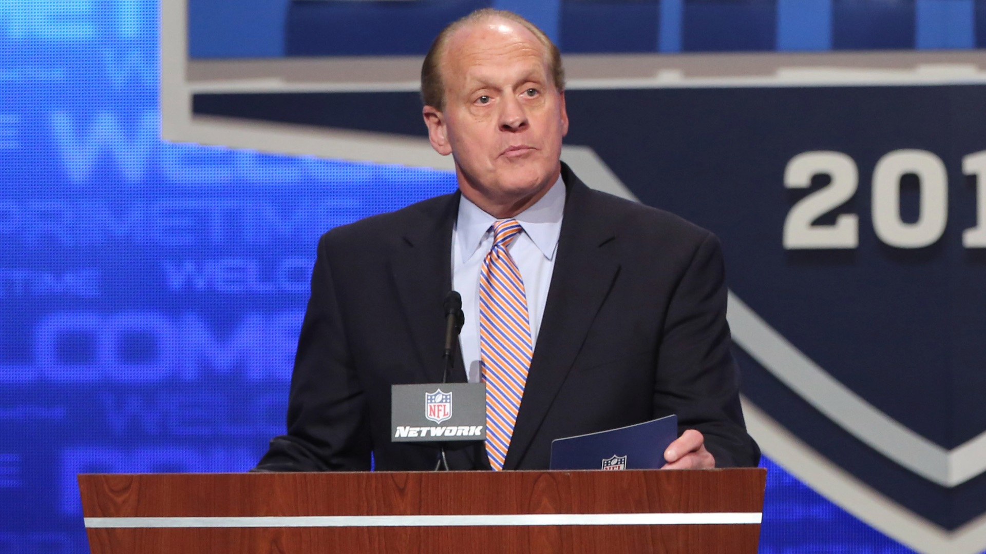 Broncos great Randy Gradishar gets into Pro Football Hall of Fame ...