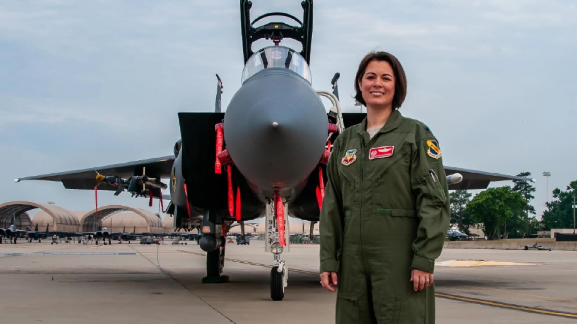 Kathryn Rector Air Force restores content on first female Thunderbird pilot to website ...