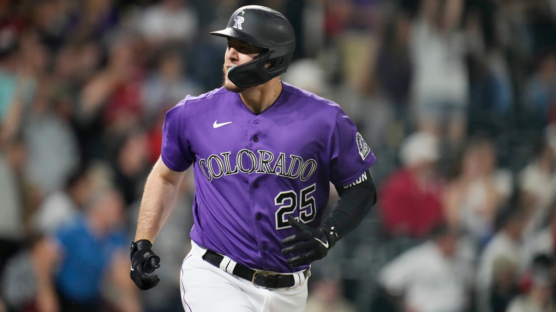 Rockies place first baseman C.J. Cron on 10-day injured list