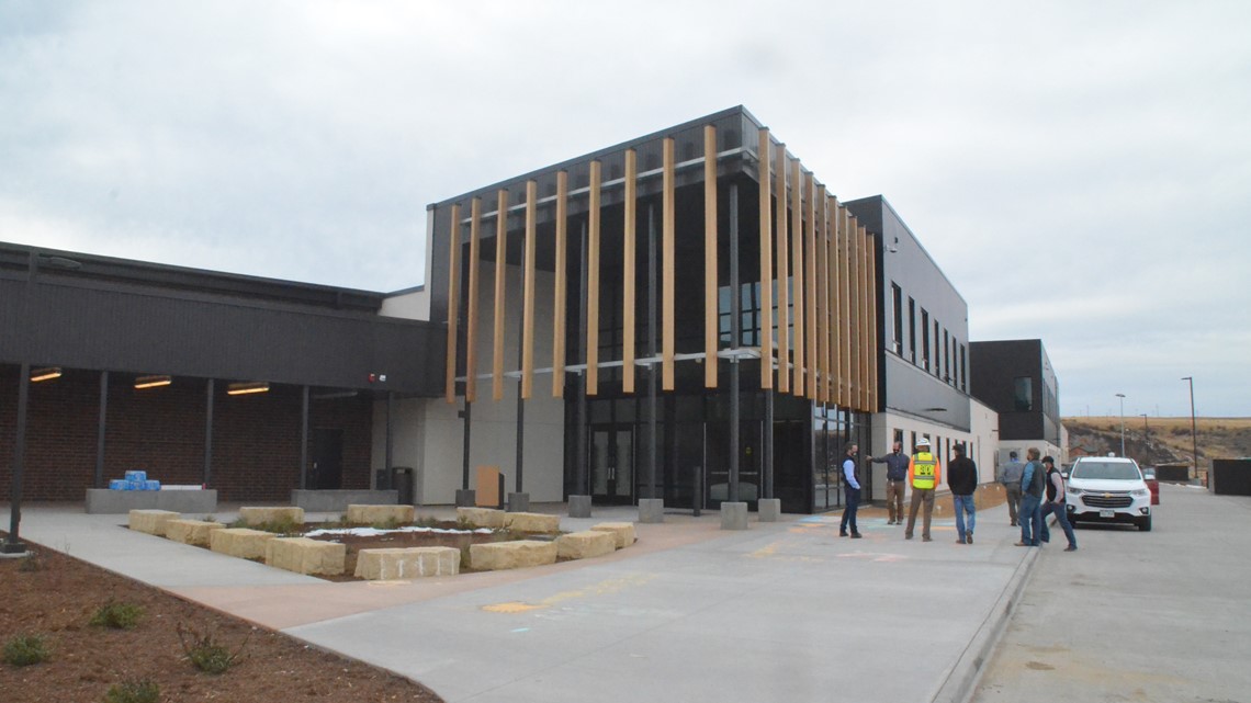 Growing number of teacher resignations in Hayden spark concern - Vimarsana News