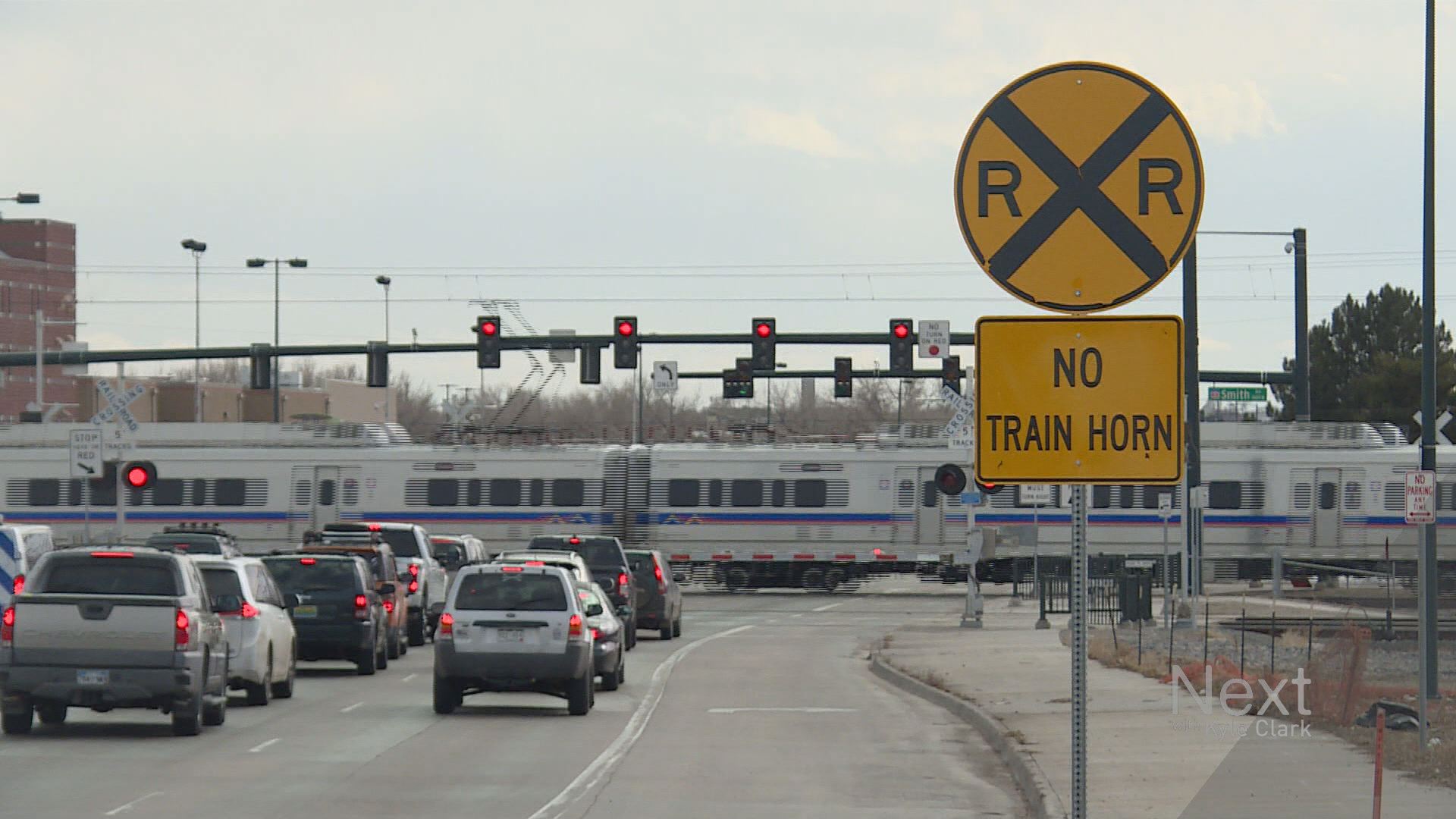 No train clearance horn