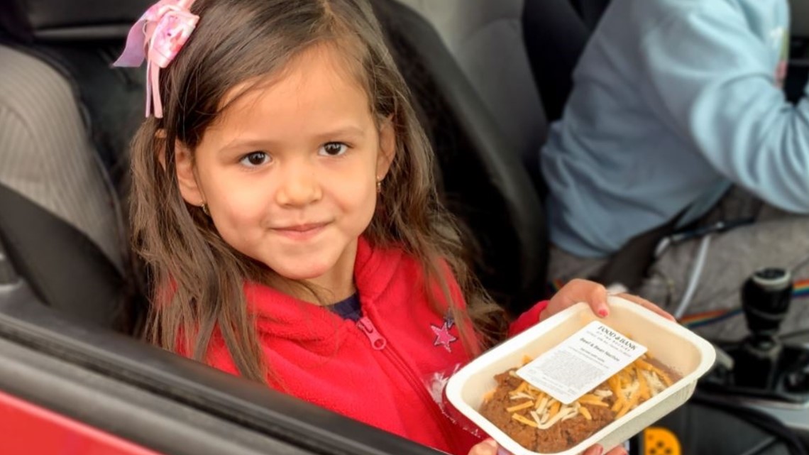 Tas makanan memberikan kesehatan dan harapan bagi anak-anak Colorado, keluarga