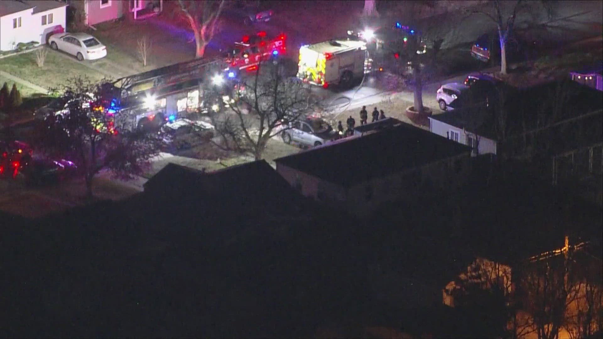 Latest headlines | Crews respond to structure fire in Aurora | 9news.com