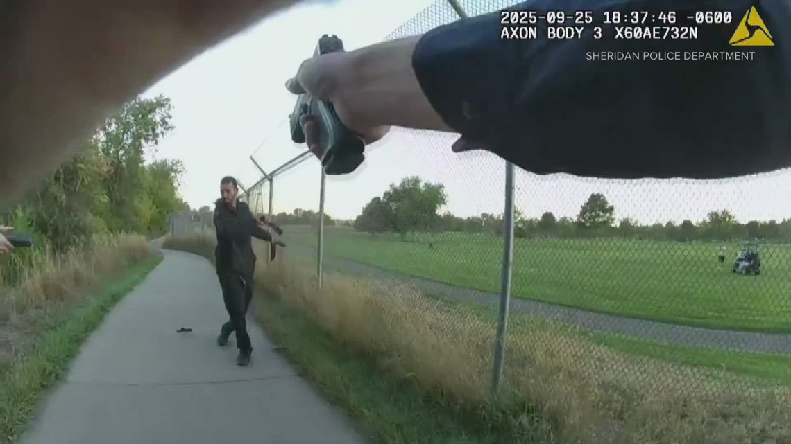 Officers fatally shoot man who was threatening people with machete ...