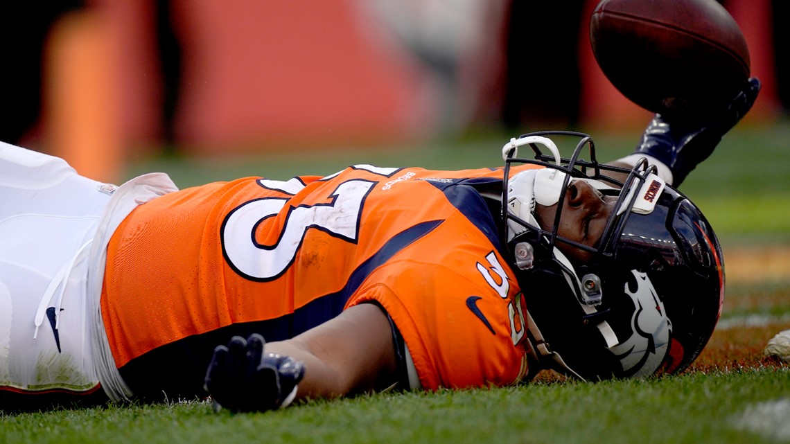 Denver, CO, USA. 28th Nov, 2021. Denver Broncos inside linebacker Kenny  Young (41) celebrates a key defensive stop in the first half of the  football game between the Denver Broncos and Los