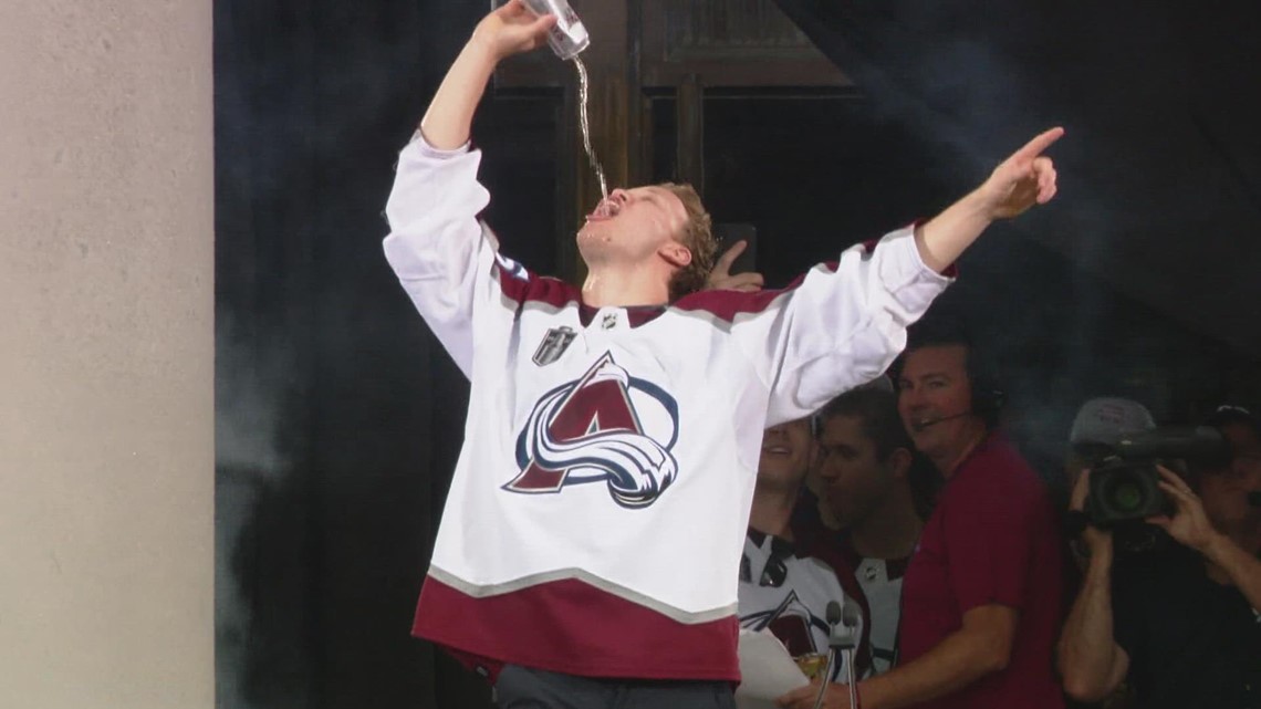 Avalanche celebrate Stanley Cup with championship parade