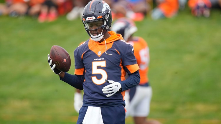 Denver Broncos Training Camp Notebook  Day 2: Teddy Bridgewater Wins  Second Practice - Sports Illustrated Mile High Huddle: Denver Broncos News,  Analysis and More