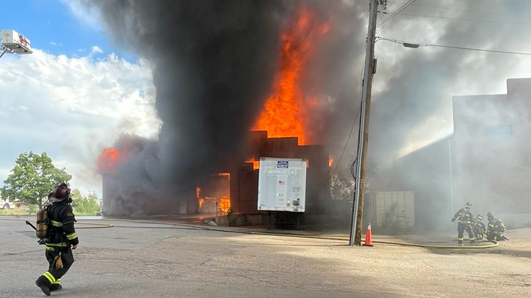 Crews respond to warehouse fire in north Denver