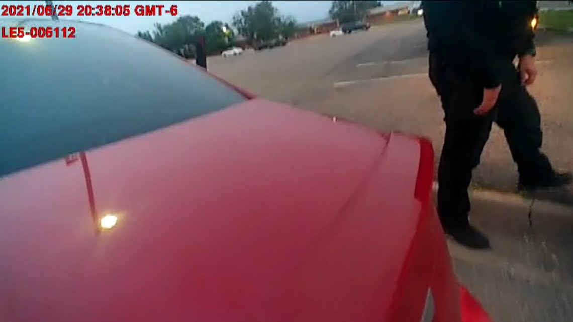 Body cam shows Aurora sergeant yelling, cursing at teen - Vimarsana News