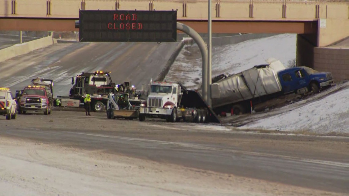 Northbound lanes of I-25 closed at 120th due to crash | 9news.com