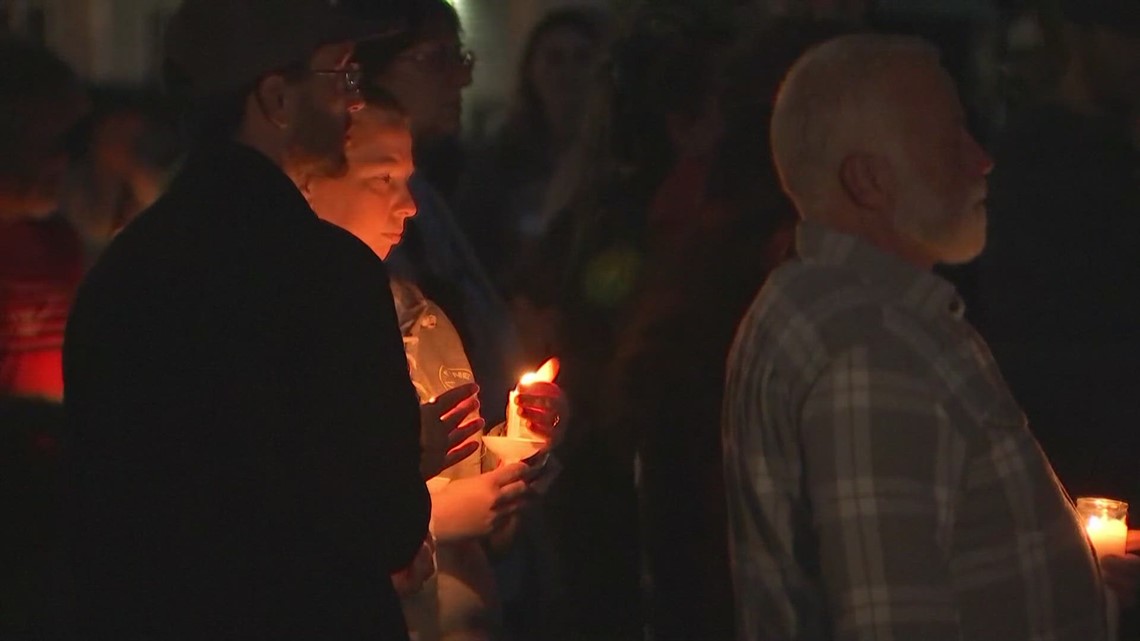 Colorado mass shooting survivors lend help to Maine victims - Vimarsana News