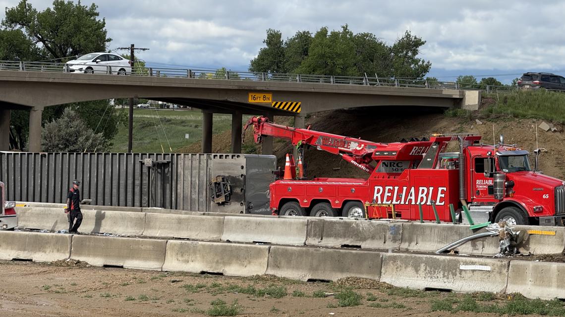 Interstate 25 reopens near Mead after semi crash | 9news.com