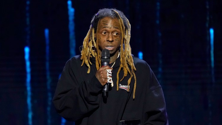Lil Wayne left speechless by CU's athletic facilities
