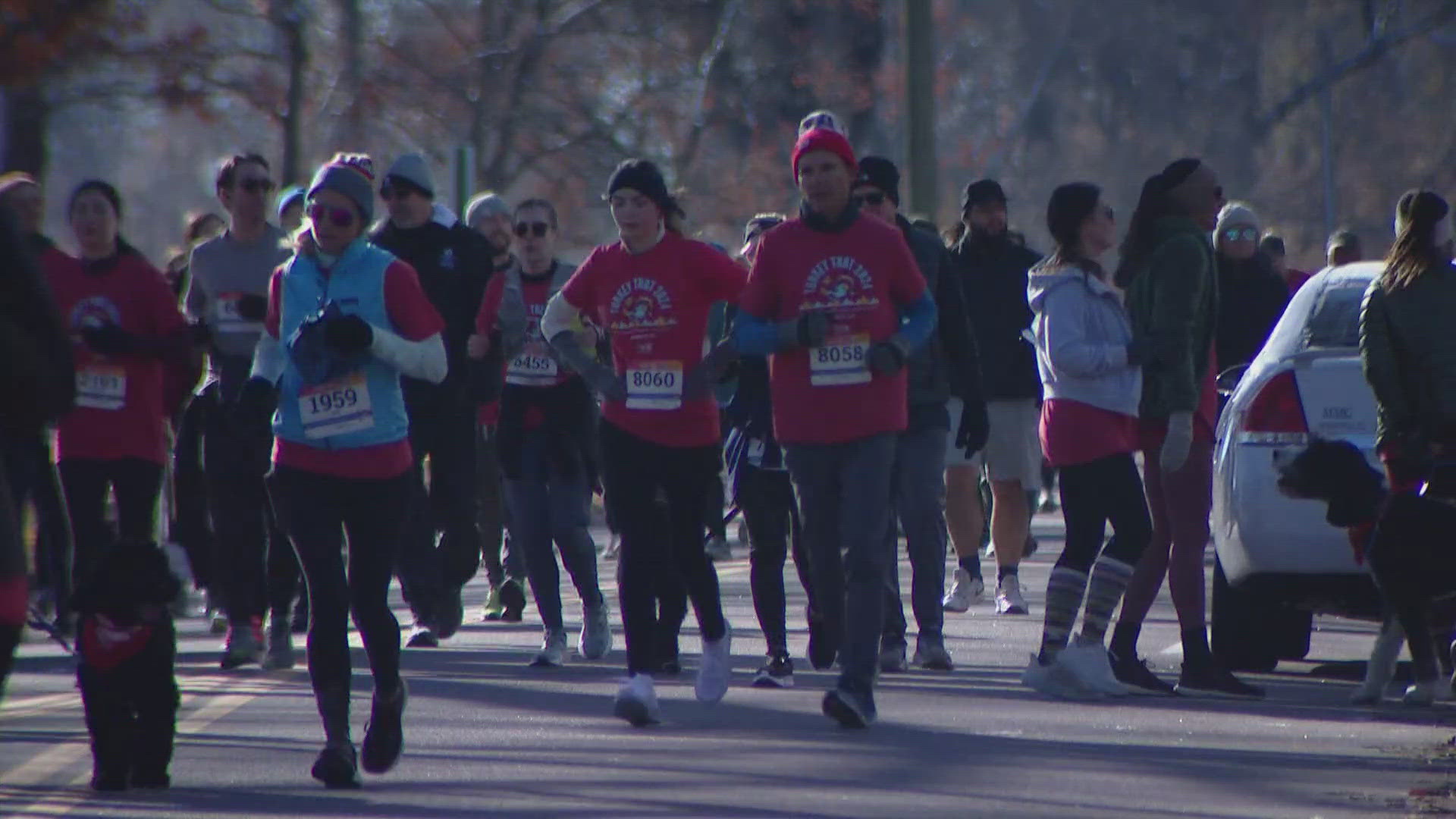 Thousands of people put on their running shoes for a turkey trot around Washington Park Thursday morning.