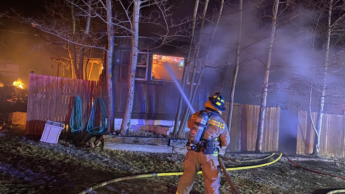 Crews battle early morning fire in Empire trailer park - Vimarsana News