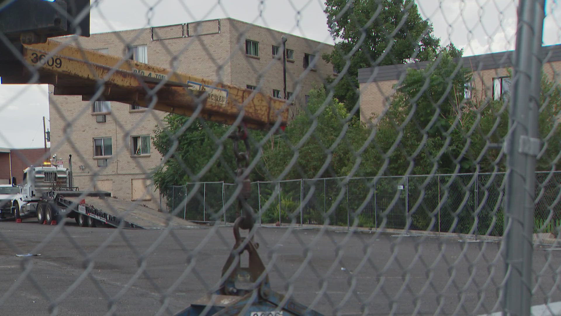 The city of Aurora shut down the apartment complex on Colfax Avenue and Nome Street after a history of code violations.