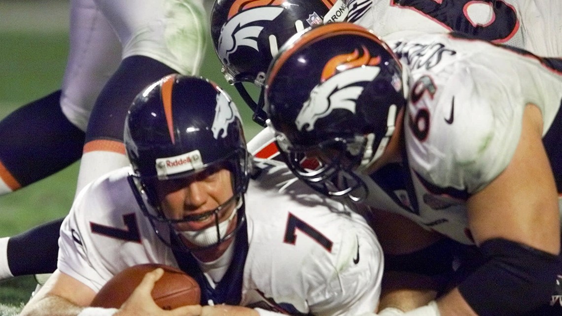 Helmet Archaeology on X: NY Titans v Denver Broncos 1962! Great helmet  match up.  / X