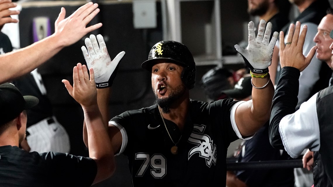 White Sox MVP José Abreu Busts Out of Slump With Two-Homer Night