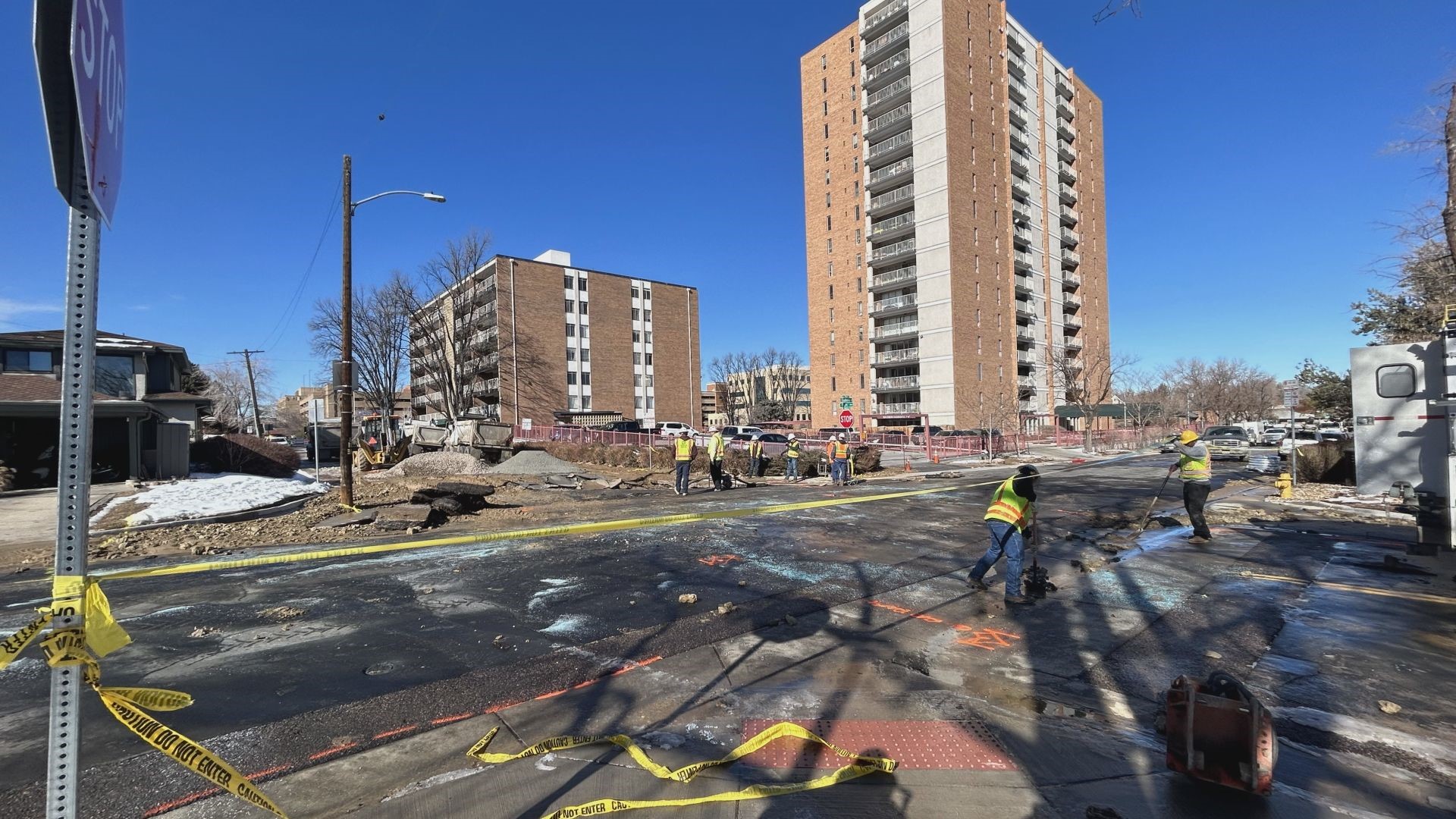 Water main break floods underground garage, damages cars | 9news.com