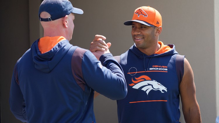 Broncos notes: Russell Wilson responds to Eli Manning dig with 3-0 reminder