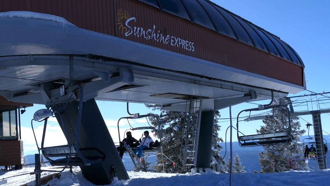 Child taken to hospital after falling from Steamboat chairlift - Vimarsana News