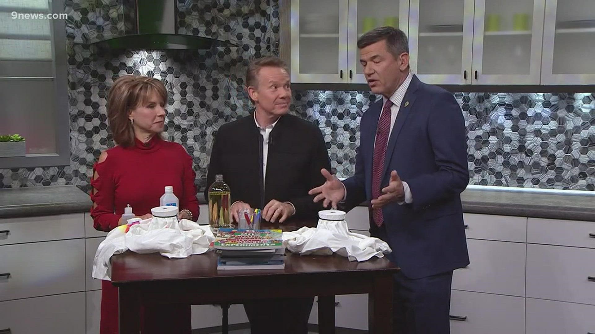 Steve Spangler came to the 9NEWS studios to talk about Cyber Monday and the best science kit to get. Spangler is going by the mantra "experience is the new gift" on this one.