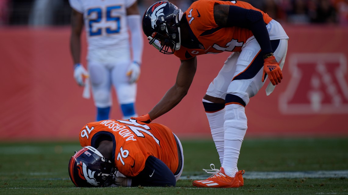 Denver, CO, USA. 28th Nov, 2021. Denver Broncos inside linebacker Kenny  Young (41) celebrates a key defensive stop in the first half of the  football game between the Denver Broncos and Los